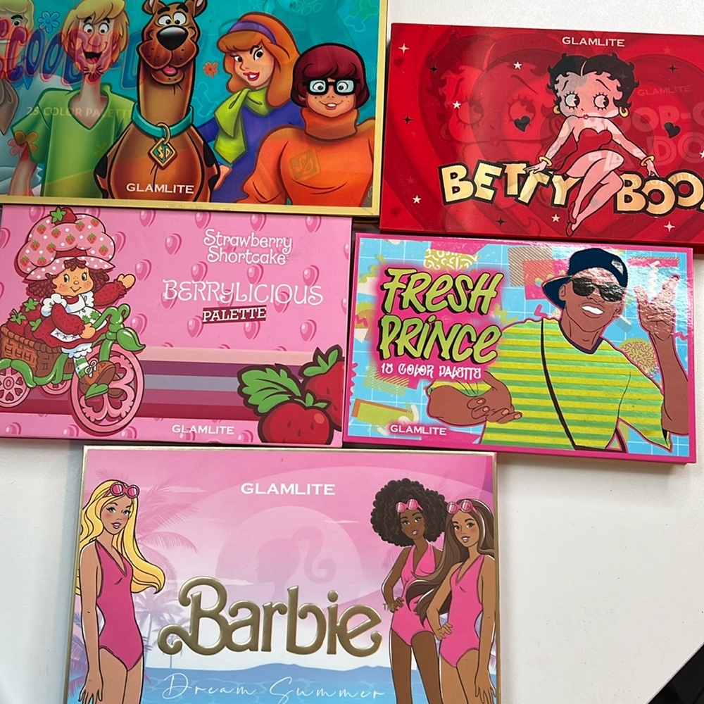Glamlite x Scooby doo, Betty boop, Barbie, fresh prince and strawberry shortcake